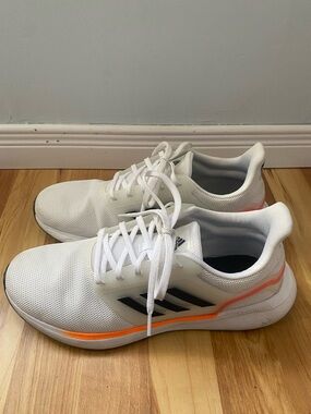 Adidas EQ19 Run Running shoes - size 10